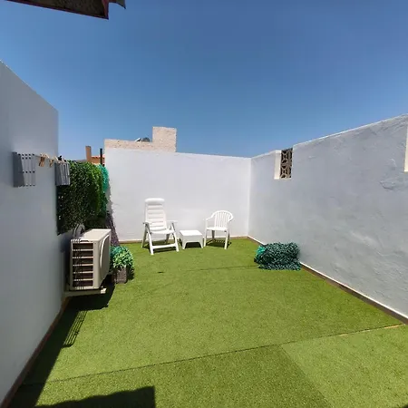 Casa Plaza San Nicolas De Bari * Santa Lucía